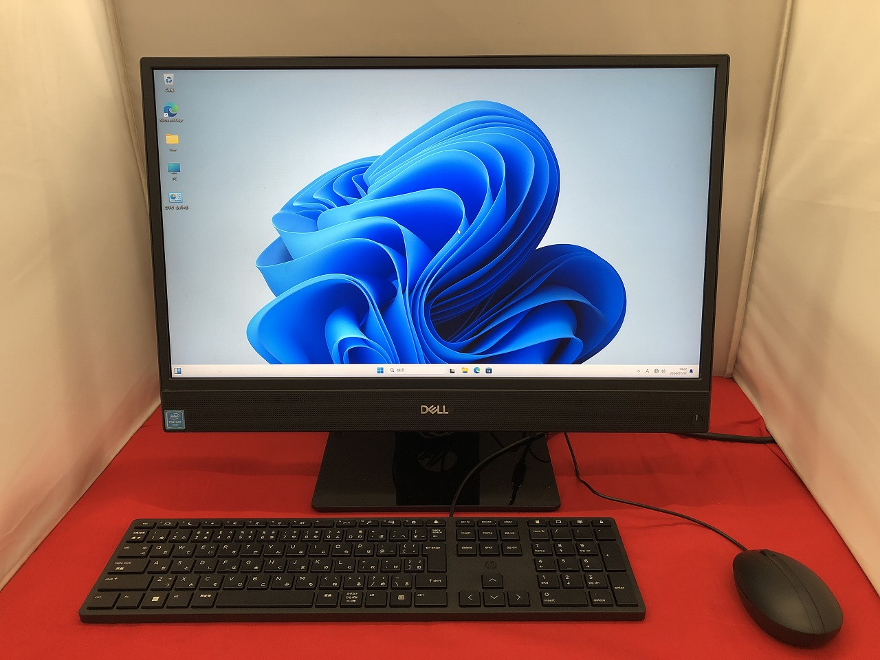 DELL Inspiron 22 3277 AIO(179 030)の製品画像