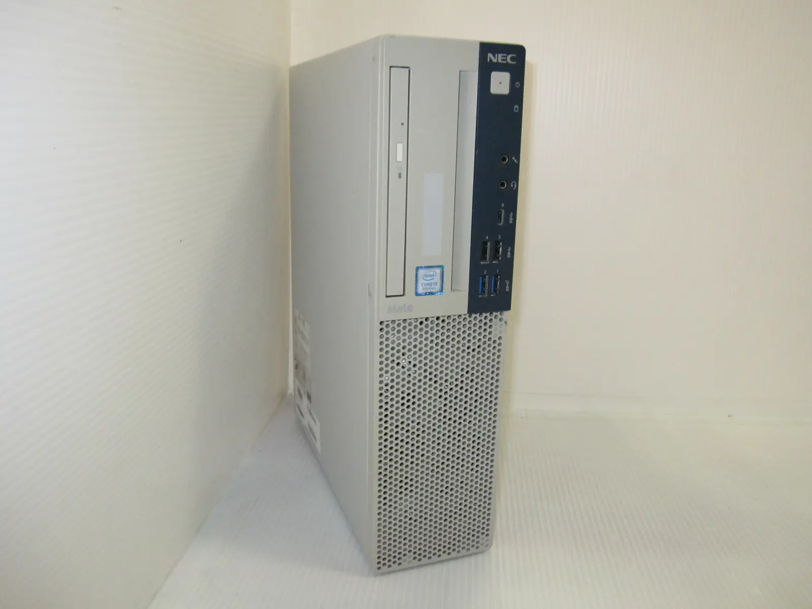 NEC Mate MKM30B-4(第8世代CPU)(181 447)の製品画像