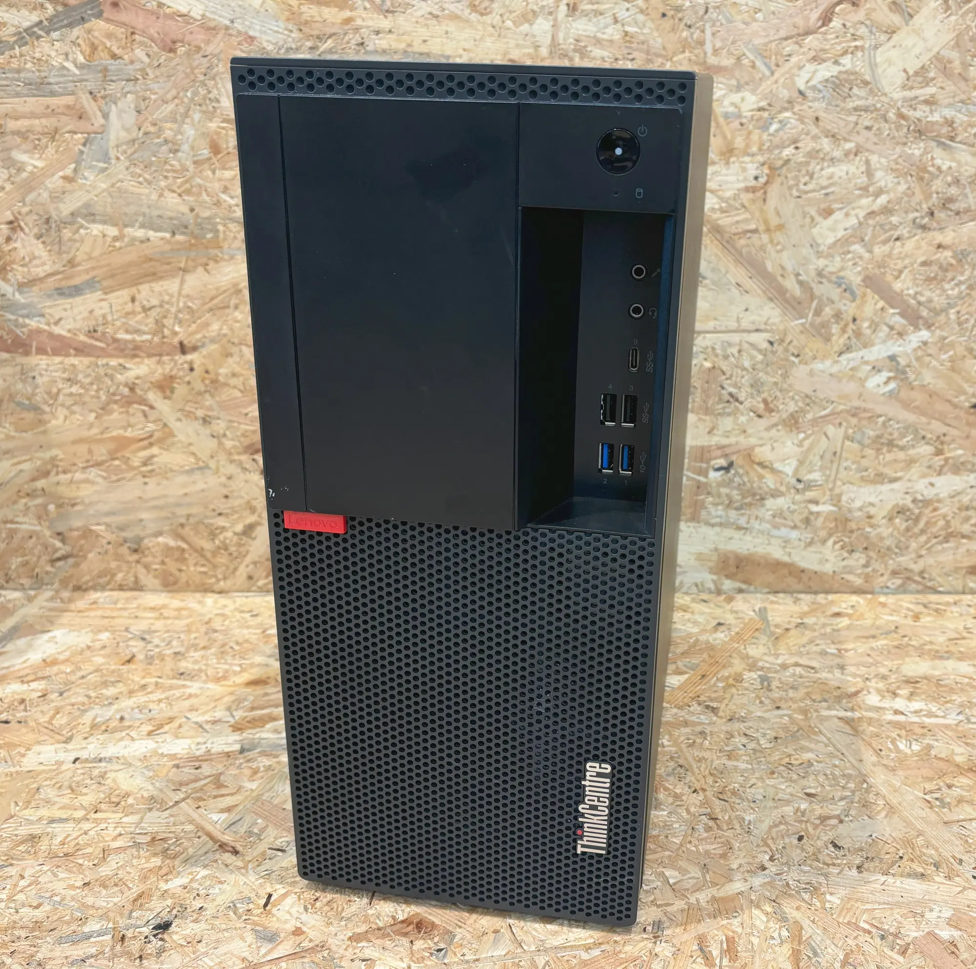 Lenovo ThinkCentre M920(182 488)の製品画像