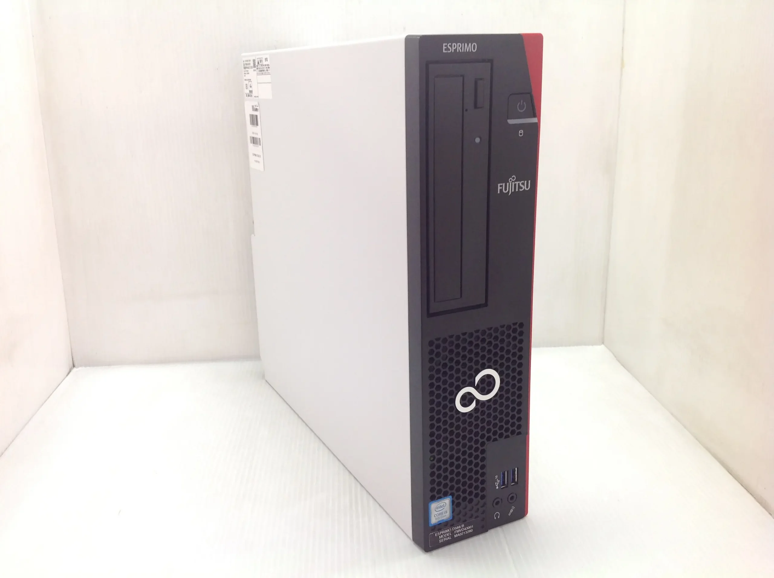 富士通 ESPRIMO D588/B Win11Pro・SSDモデル(第9世代CPU)(181 997)の製品画像