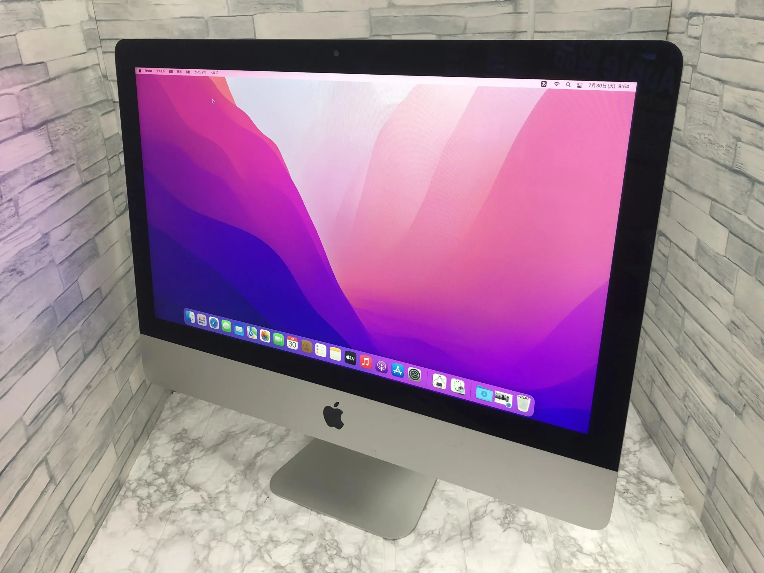 Apple iMac 21.5-inch Late 2015 A1418(179 764)の製品画像