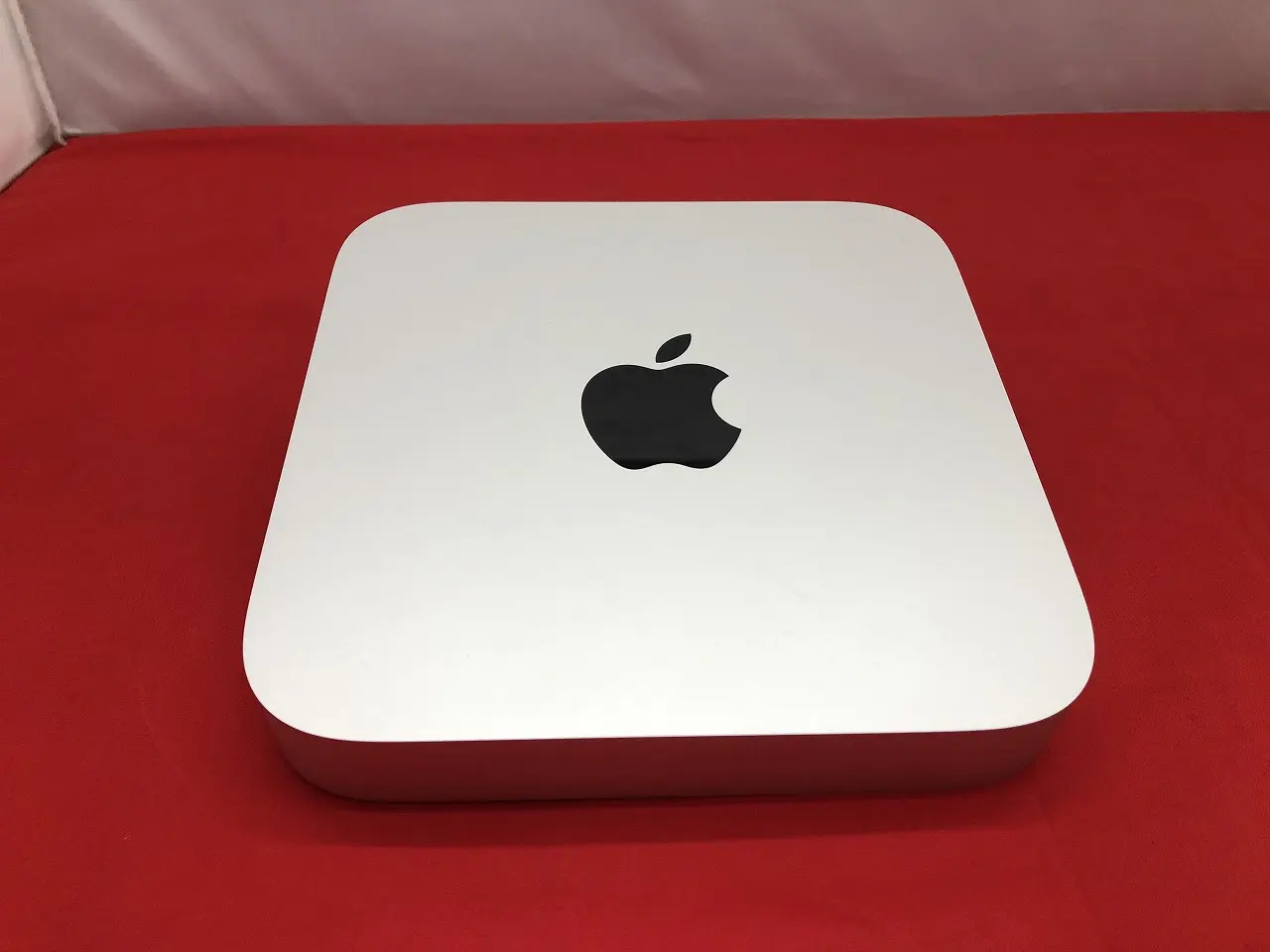 Apple Mac mini A2348 MGNR3J/A(Late 2020)(147 366)の製品画像